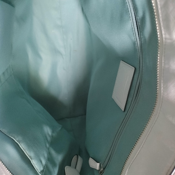 Coach - Picture 4 of 5